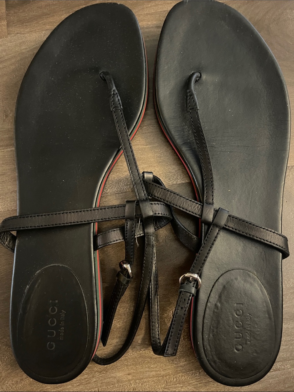 Gucci Black Leather women's  T-Strap Sandals with Subtle Red-Green Trim
